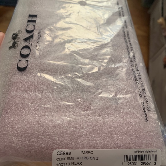 COACH Wristlet - Picture 4 of 5